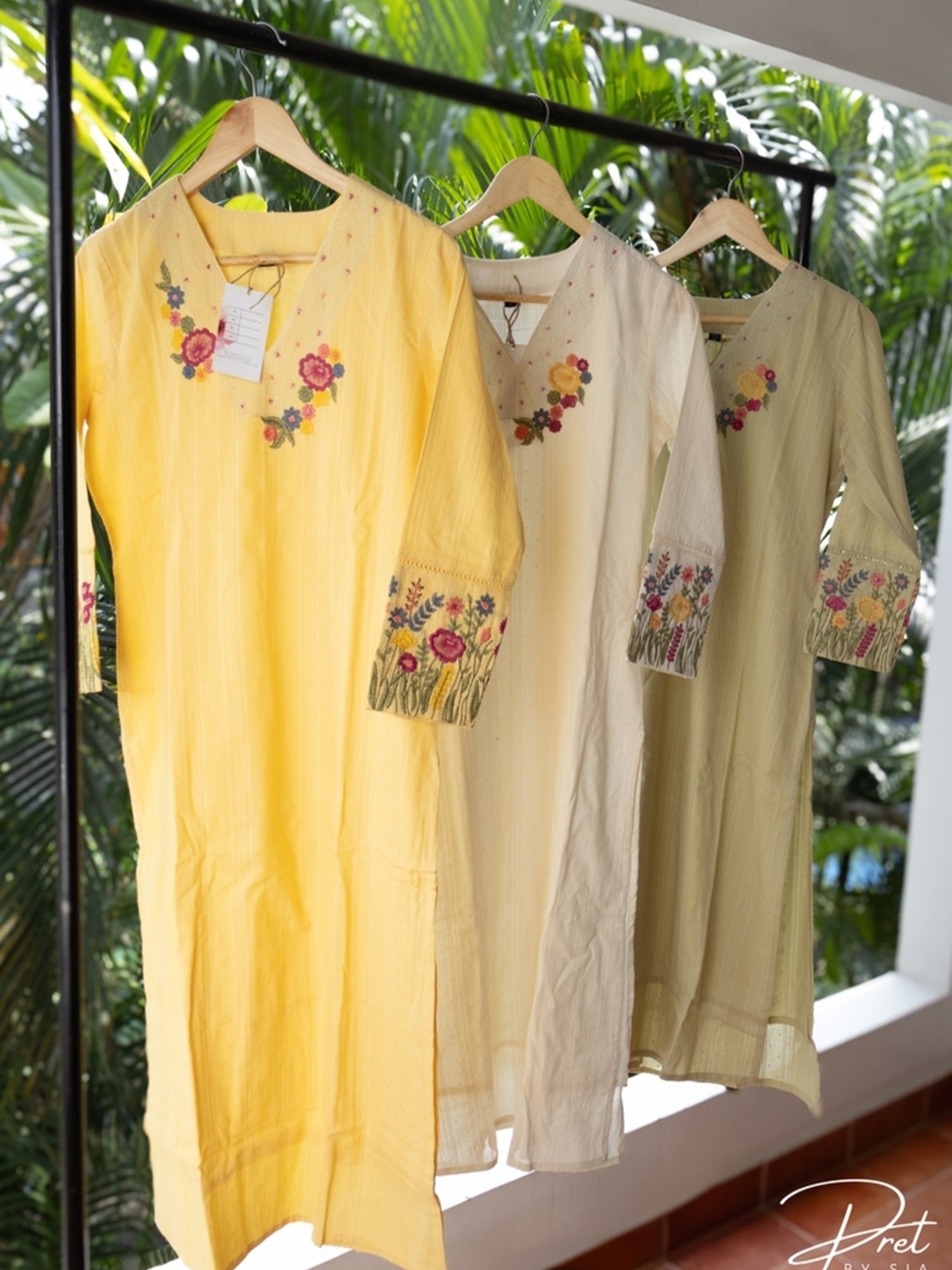 Kurta Set Self Design Embroidery