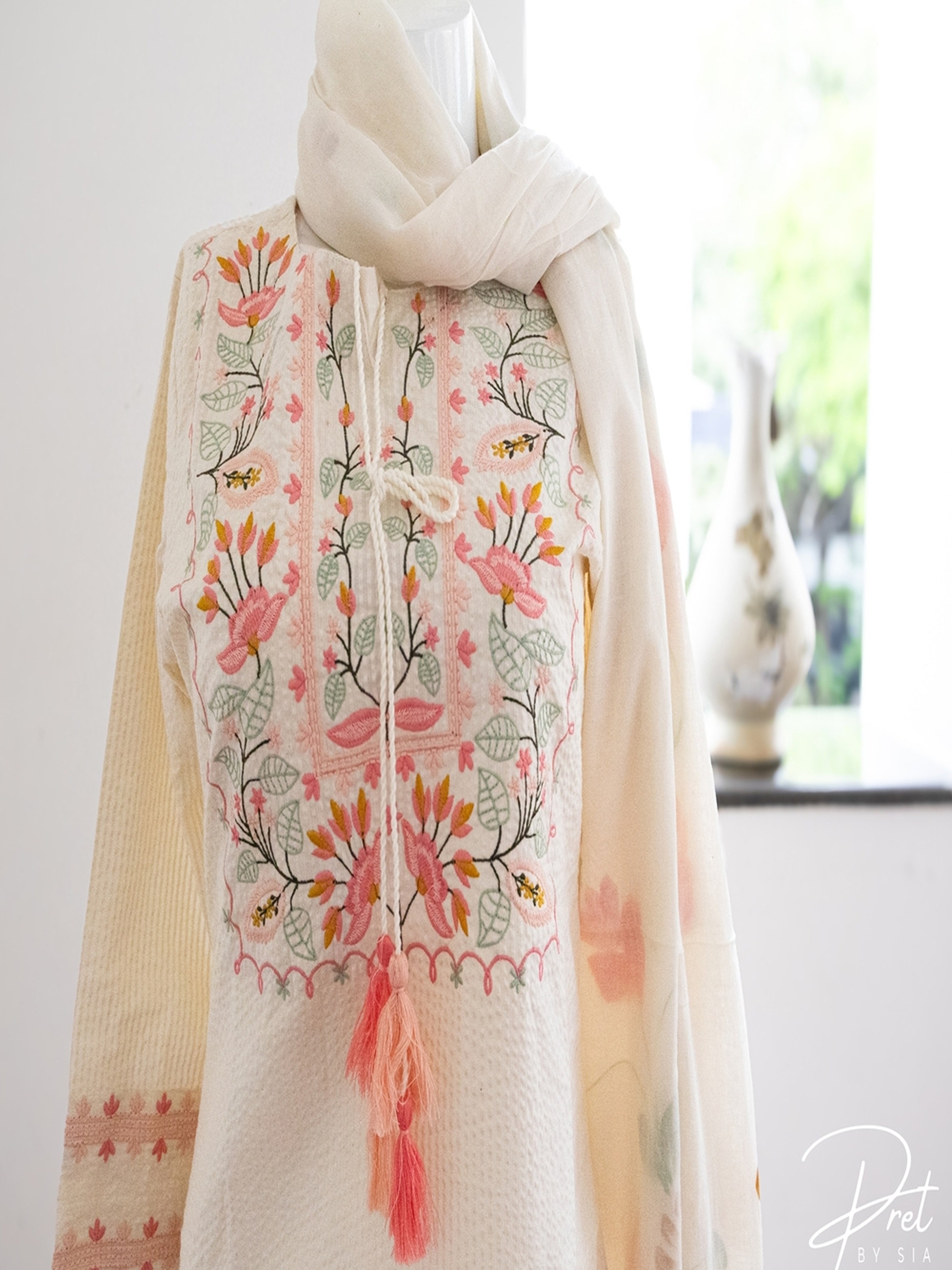 Off White Kurta Set Self Design Embroidery