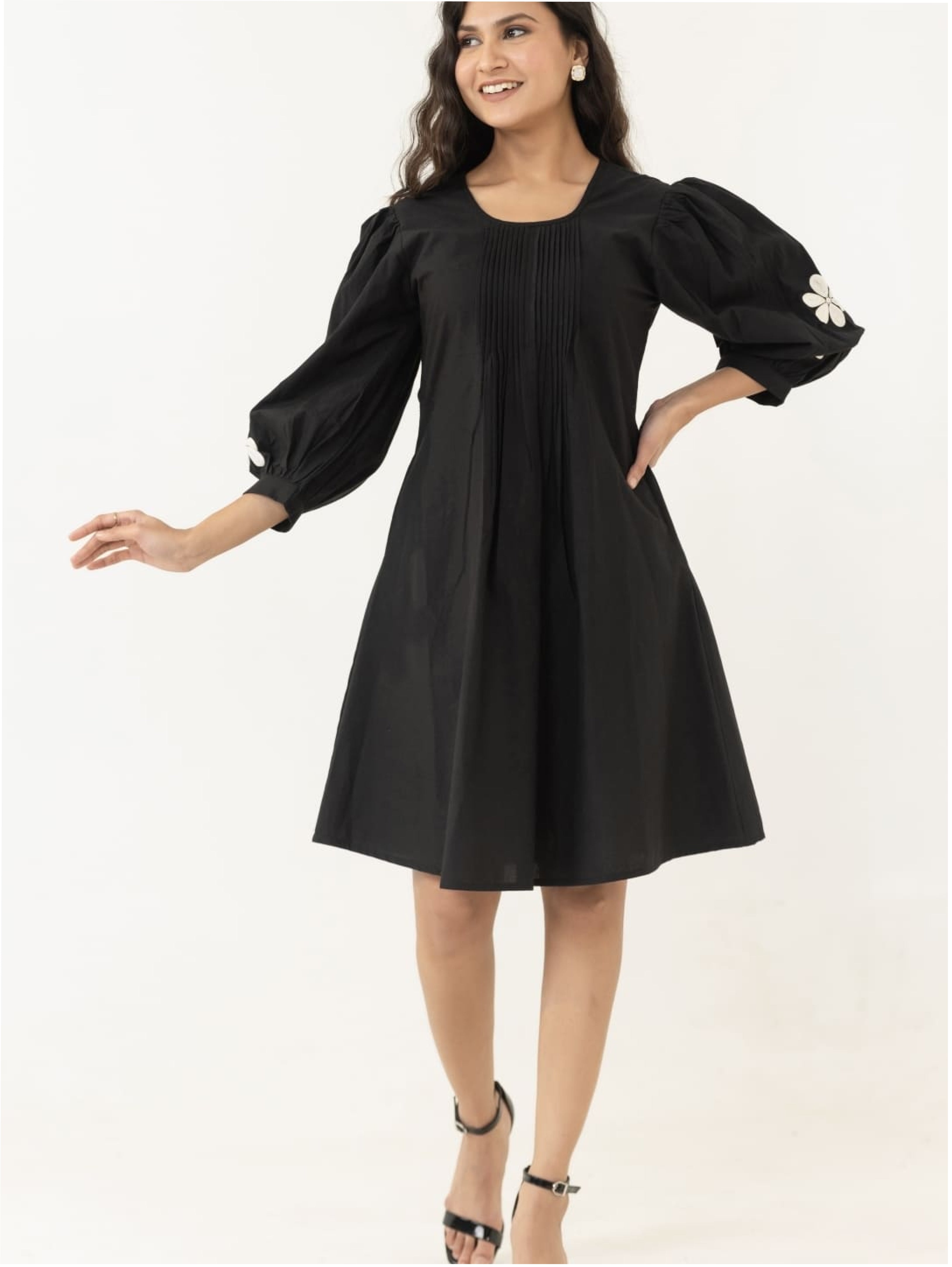 Black Knee Lengh Short Dress With Floral Embroidery On Sleeves